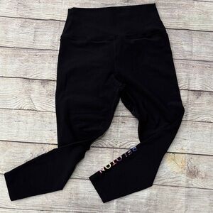 Peloton Capri Leggings